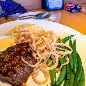 Anthony's HomePort Everett - Wagyu steak - Seafood Near Me - Everett, Washington