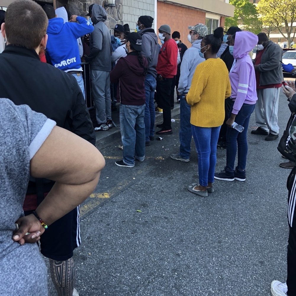 Red Lobster - Angry customers waiting for their past due orders. No social distancing at all in place. - Seafood Near Me - Bronx, New York Red Lobster - Angry customers waiting for their past due orders. No social distancing at all in place. - Seafood Near Me - Bronx, New York