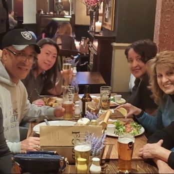 Goat Tavern - Great food and excellent customer service - Pubs Near Me - London, XGL Goat Tavern - Great food and excellent customer service - Pubs Near Me - London, XGL