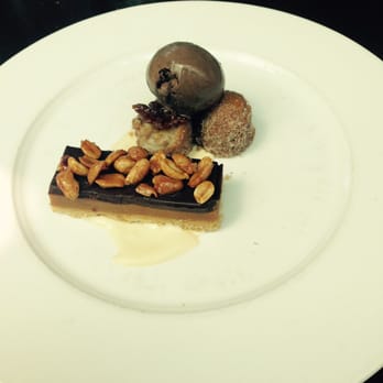 Cafe Sydney - Yummy dessert - Cafes Near Me - Circular Quay, NSW