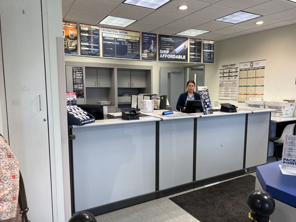 US POST OFFICE Updated June 2024 400 SE Gateway Dr, Grimes, Iowa