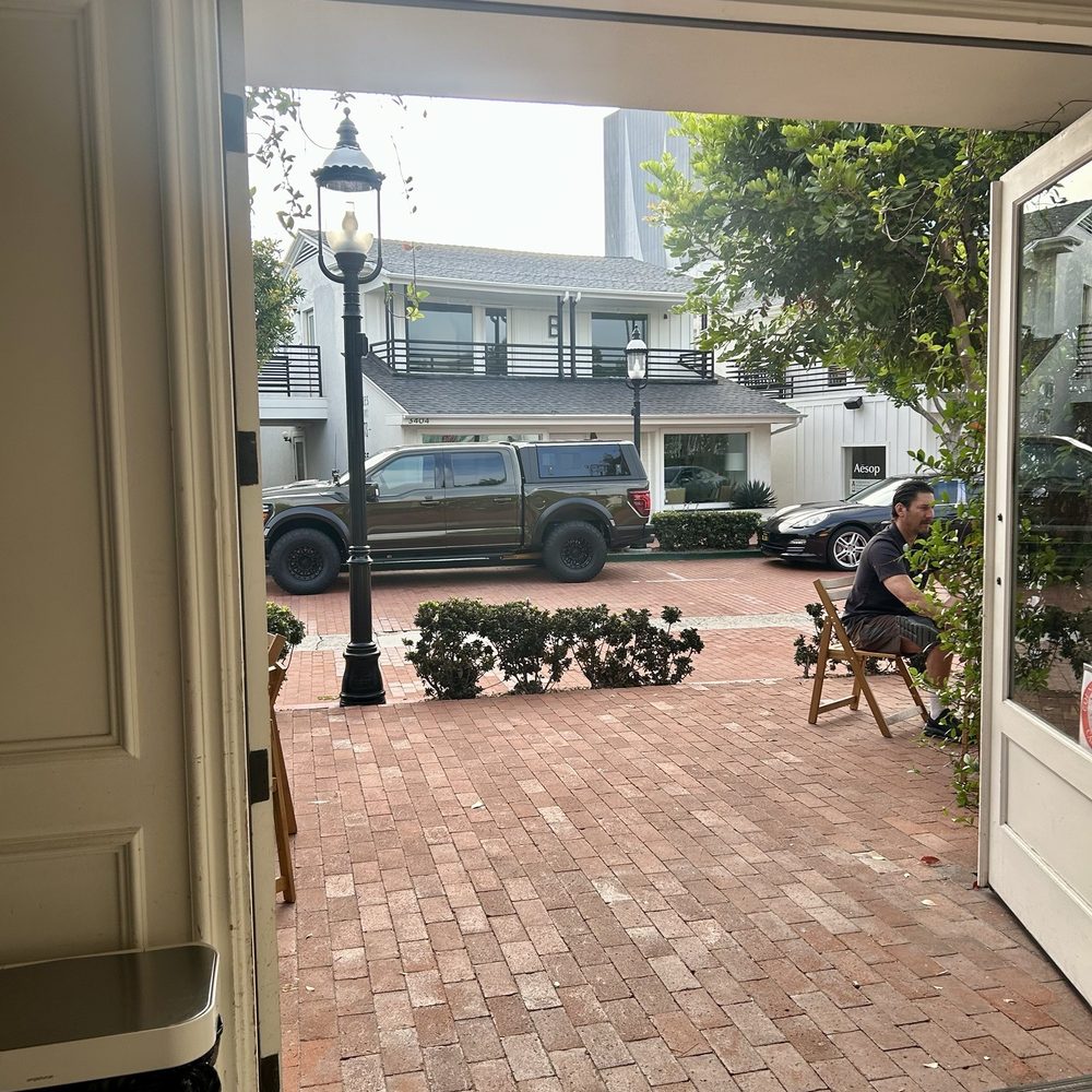 Herst Coffee Roasters - Inside looking out toward the street - Coffee Roasteries Near Me - Newport Beach, California