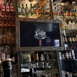 Brando's - Lincoln Park