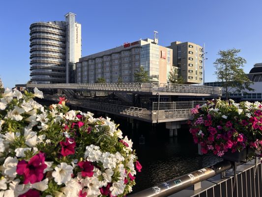 ibis Amsterdam Centre by null