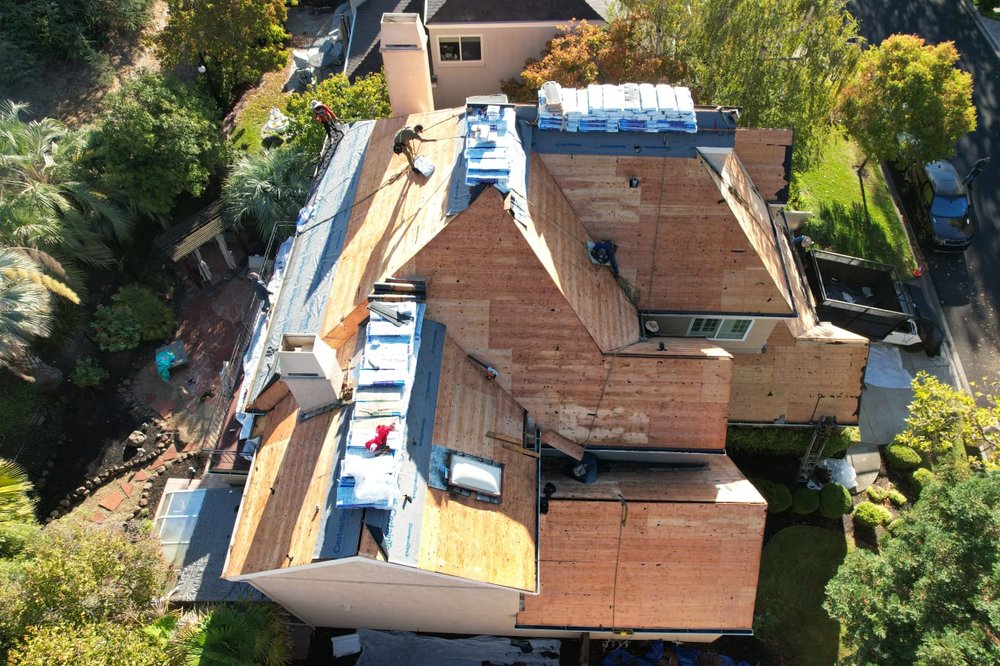 Slide of Paragon Roofing