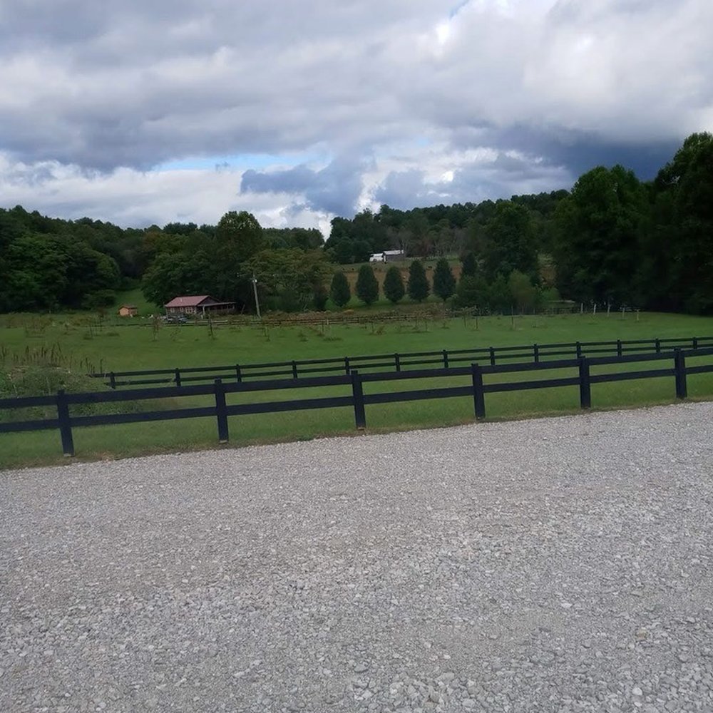 Cave Hill Vineyard & Winery - Venues & Event Spaces Near Me - Eubank, Kentucky Cave Hill Vineyard & Winery - Venues & Event Spaces Near Me - Eubank, Kentucky