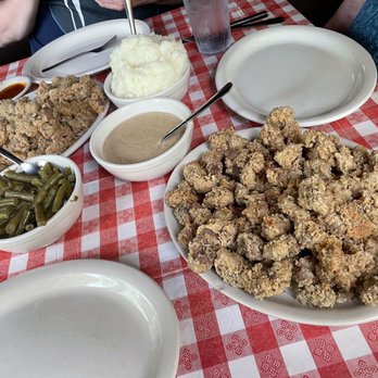 STROUD’S RESTAURANT & BAR - Updated May 2024 - 311 Photos & 496 Reviews ...