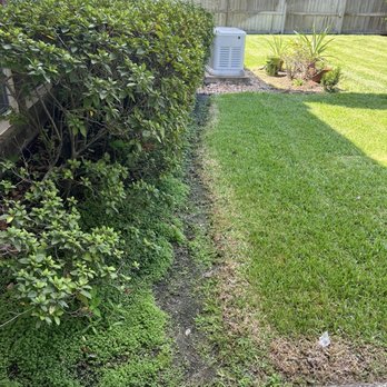 Burks Mowing - Edging was done unevenly and scalped my yard - Lawn Services Near Me - Houston, Texas Burks Mowing - Edging was done unevenly and scalped my yard - Lawn Services Near Me - Houston, Texas