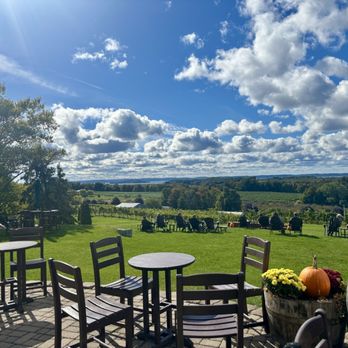 Chateau Chantal - Beautiful October view - Bed & Breakfast Near Me - Traverse City, Michigan