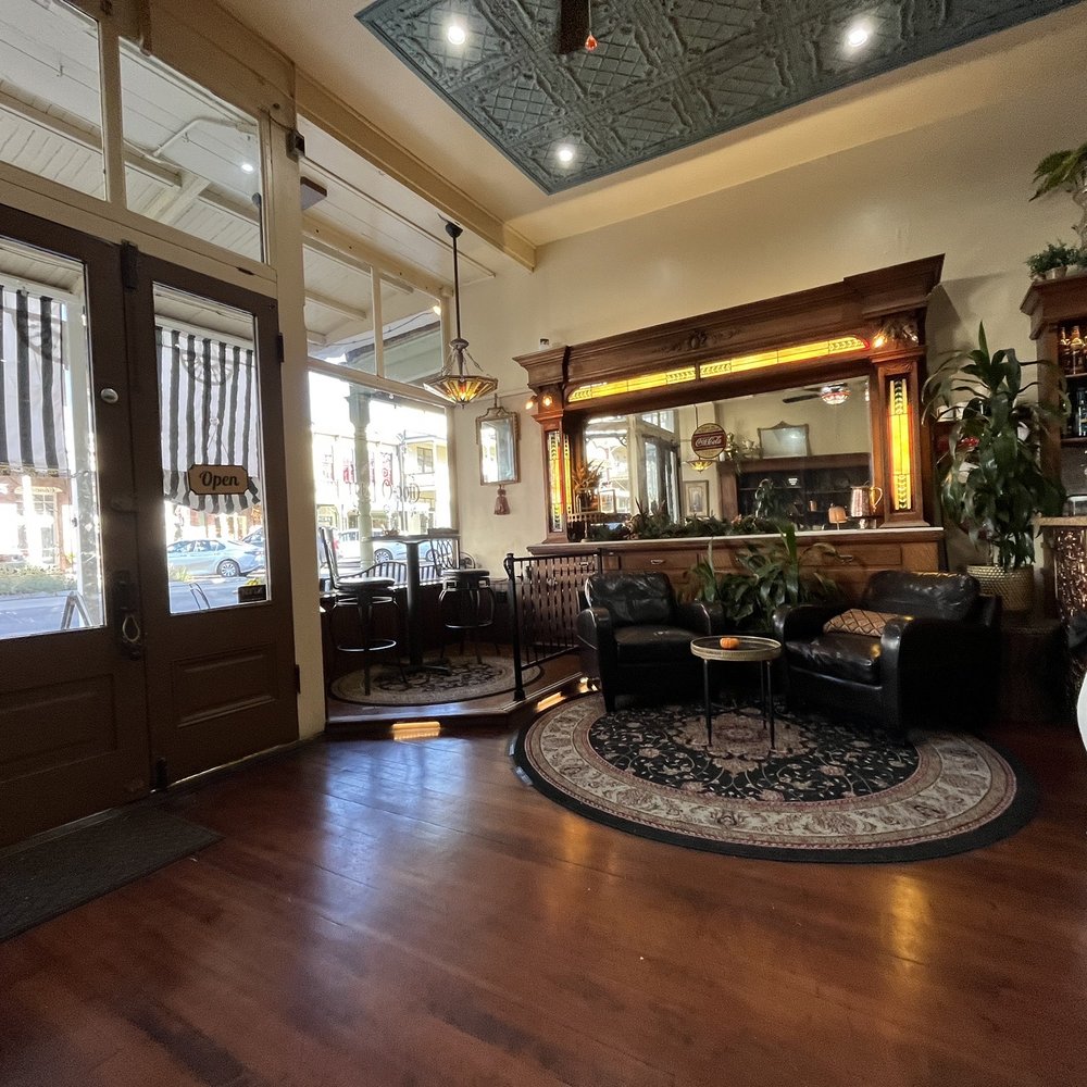 Chocolatte - the entrance to a restaurant - Chocolatiers & Shops Near Me - Sutter Creek, California Chocolatte - the entrance to a restaurant - Chocolatiers & Shops Near Me - Sutter Creek, California