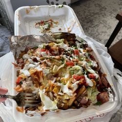 Pig Pen BBQ - Gringo nachos with sausage