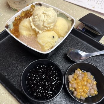 Meet Fresh - Desserts Near Me - Tustin, California