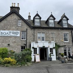 Boat Hotel - Stopped for tea & scones