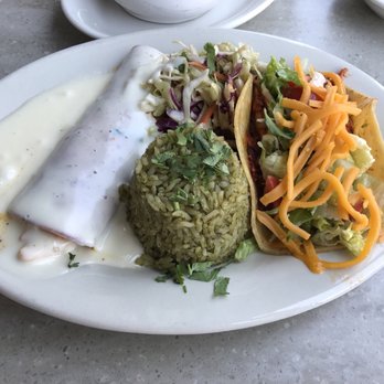 Mesero - Clearfork - Chicken enchilada and chicken taco - Mexican Near Me - Fort Worth, Texas
