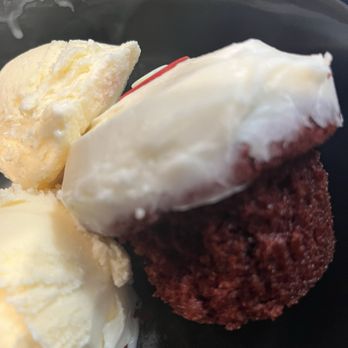 Sprinkles Tampa - Red Velvet - Cupcakes Near Me - Tampa, Florida Sprinkles Tampa - Red Velvet - Cupcakes Near Me - Tampa, Florida