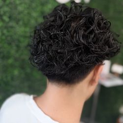 Elegant Salon - Perm & hair cut