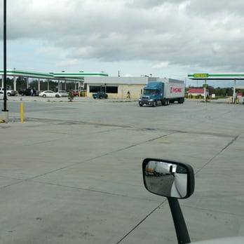 Sun Do Cabinet Shop Rd - a view of a gas station - Gas Stations Near Me - Maxton, North Carolina Sun Do Cabinet Shop Rd - a view of a gas station - Gas Stations Near Me - Maxton, North Carolina