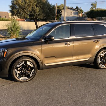 Integrity Auto Salon - 2024 Kia Telluride in Dark Moss Green after New Car Paint Correction and Ceramic Coating - Auto Detailing Near Me Integrity Auto Salon - 2024 Kia Telluride in Dark Moss Green after New Car Paint Correction and Ceramic Coating - Auto Detailing Near Me