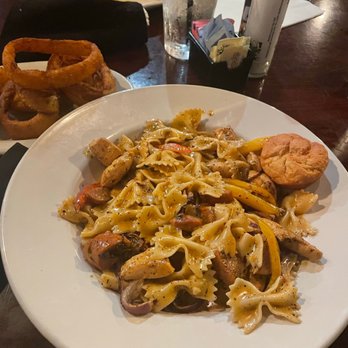 Sully's - Hattiesburg - a plate of pasta with sausage and peppers - Seafood Near Me - Hattiesburg, Mississippi Sully's - Hattiesburg - a plate of pasta with sausage and peppers - Seafood Near Me - Hattiesburg, Mississippi