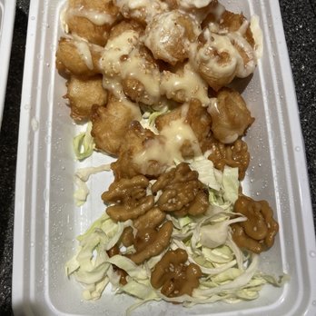 Duck Wong - What a rip off. Half the container was just empty space! - Cantonese Near Me - Brooklyn, New York Duck Wong - What a rip off. Half the container was just empty space! - Cantonese Near Me - Brooklyn, New York