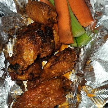 Small American Kitchen - Buffalo Chicken Wings - American Near Me - Milford, Connecticut