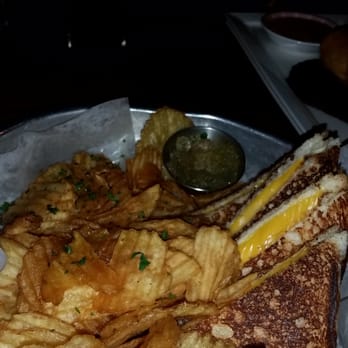 Tavern - Grilled cheese and fries - New American Near Me - Nashville, Tennessee Tavern - Grilled cheese and fries - New American Near Me - Nashville, Tennessee