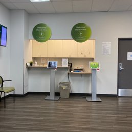 No one is at the desk No one is at the desk