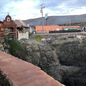 Encanto - Looking back to the entryway - Seafood Near Me - Ensenada, BCN