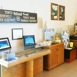 Roosevelt Lake Visitors Center - Exhibits.
