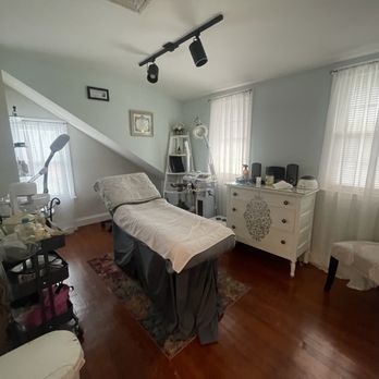 The Loft Salon and Spa - Wax room (6.7.25) - Hair Salons Near Me - Clarksville, Maryland The Loft Salon and Spa - Wax room (6.7.25) - Hair Salons Near Me - Clarksville, Maryland