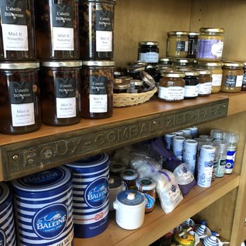 Moulin - Inside the store - Bakeries Near Me - Newport Beach, California