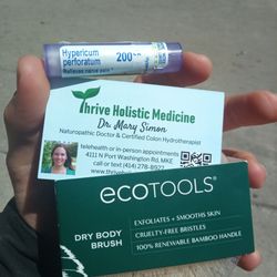 Thrive Holistic Medicine - Dry brush, nerve pain relief.