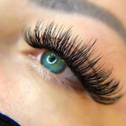 Lash Boutique - HYBRID FULL SET OF LASHES