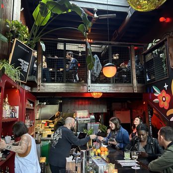 Donna’s - Great vibe - Bars Near Me - Seattle, Washington Donna’s - Great vibe - Bars Near Me - Seattle, Washington