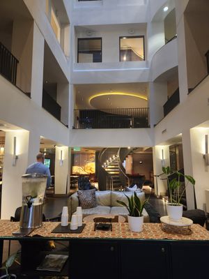 Kimpton Hotel Vintage Portland by null