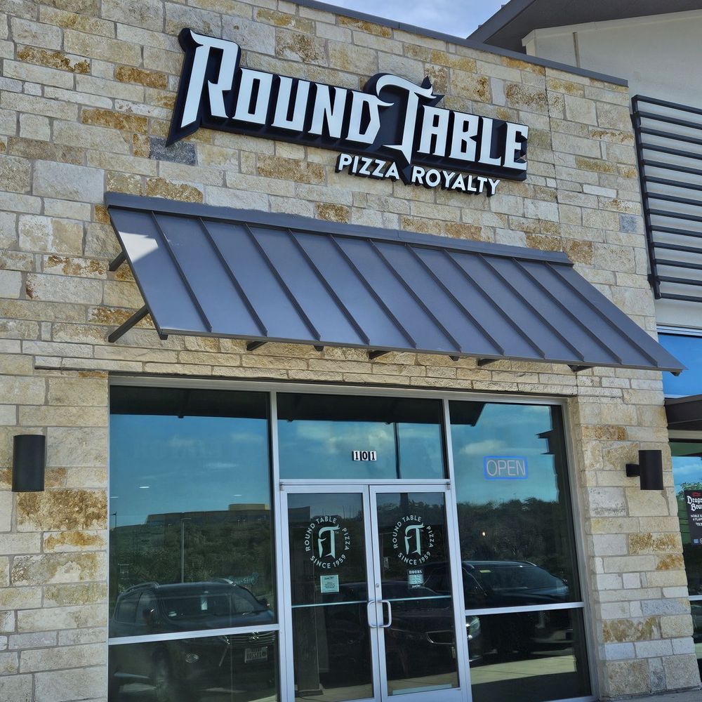 Round Table Pizza - Front - Pizza Near Me - San Antonio, Texas