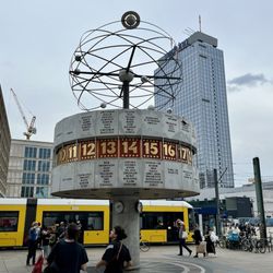Weltzeituhr
