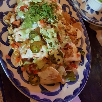 Oh! Mexico - Nachos with extra guac and sour cream - Mexican Near Me - Miami Beach, Florida