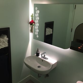 Vij's Restaurant - Very elegant rooftop restroom. - Indian Near Me - Vancouver, British Columbia