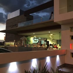 Flaps 15 - Restaurant bar