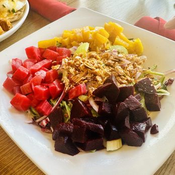 Scarlet Kitchen & Bar - Beet Salad - Breakfast & Brunch Near Me - Red Wing, Minnesota