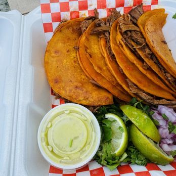 Tejas Birria - Birria tacos - Food Trucks Near Me - Buda, Texas
