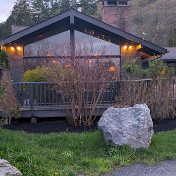 AWOL Stowe - Hotels Near Me - Stowe, Vermont