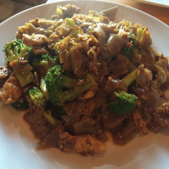 Chana Thai Cuisine - Pad see ew with white meat chicken - Thai Near Me - Lawndale, California Chana Thai Cuisine - Pad see ew with white meat chicken - Thai Near Me - Lawndale, California