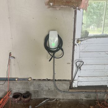 Hawkins Electric - Tesla Universal Wall Connector! - Electricians Near Me Hawkins Electric - Tesla Universal Wall Connector! - Electricians Near Me
