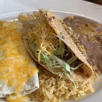 1900 Mexican Grill - Combo: Ground Beef Taco and Chicken Burrito ! - Cocktail Bars Near Me - Charlotte, North Carolina 1900 Mexican Grill - Combo: Ground Beef Taco and Chicken Burrito ! - Cocktail Bars Near Me - Charlotte, North Carolina
