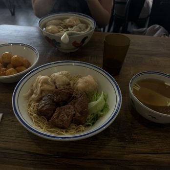 Wonton Guy - A1. Wonton and beef with Noodle in Soup - Chinese Near Me - Edison, New Jersey Wonton Guy - A1. Wonton and beef with Noodle in Soup - Chinese Near Me - Edison, New Jersey