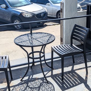 Venus Pie Trap - Coffee table - Cafes Near Me - Aptos, California Venus Pie Trap - Coffee table - Cafes Near Me - Aptos, California