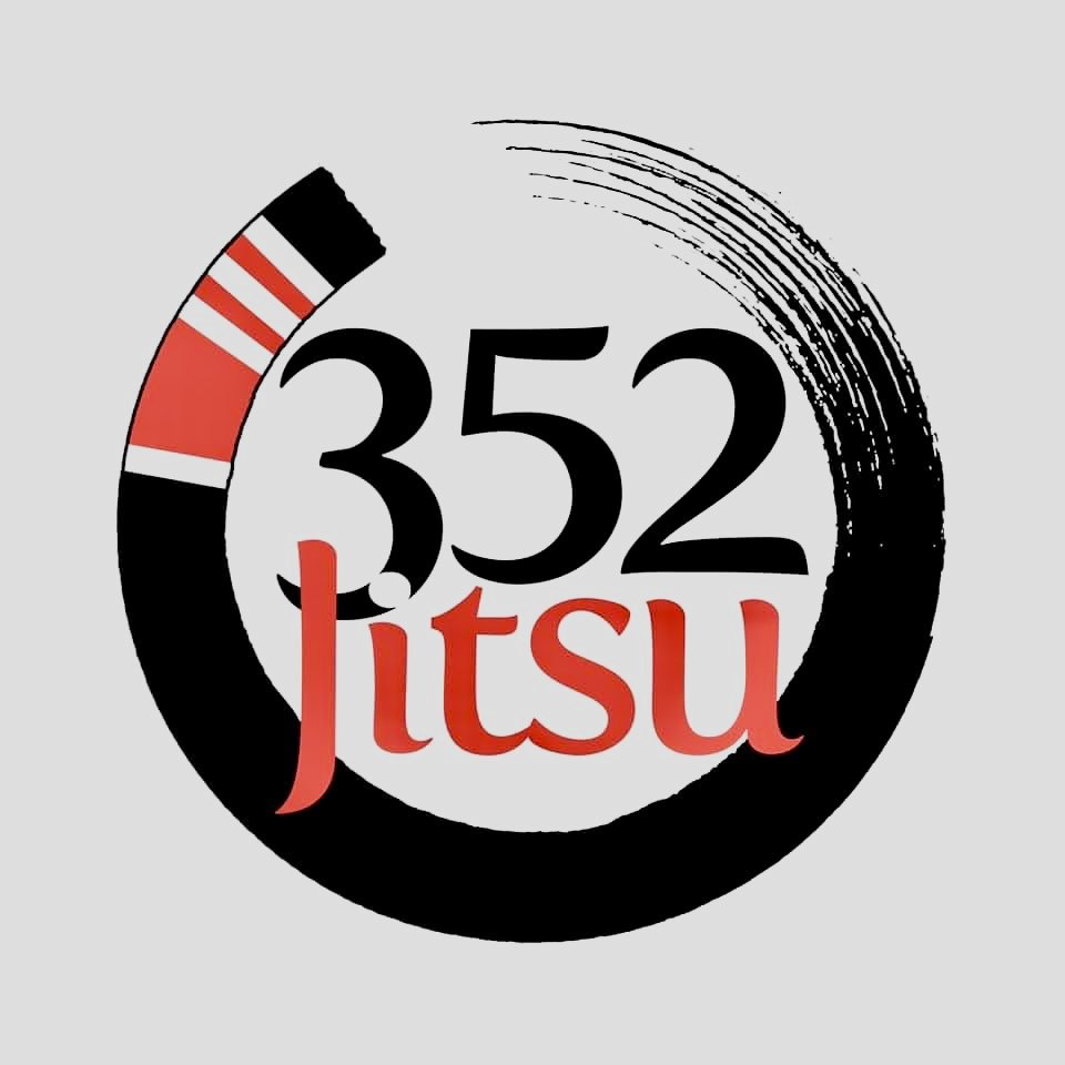 352 Jitsu Logo