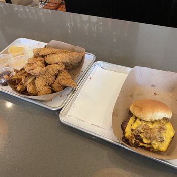 Heyday - Chicken Tenders, Smash Burger - Burgers Near Me - Cincinnati, Ohio